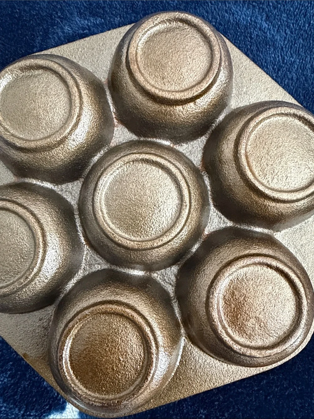 VTG Cast Iron 7-Cavity Aebleskiver Pan - Danish Pancake Balls or Cornbread Pan